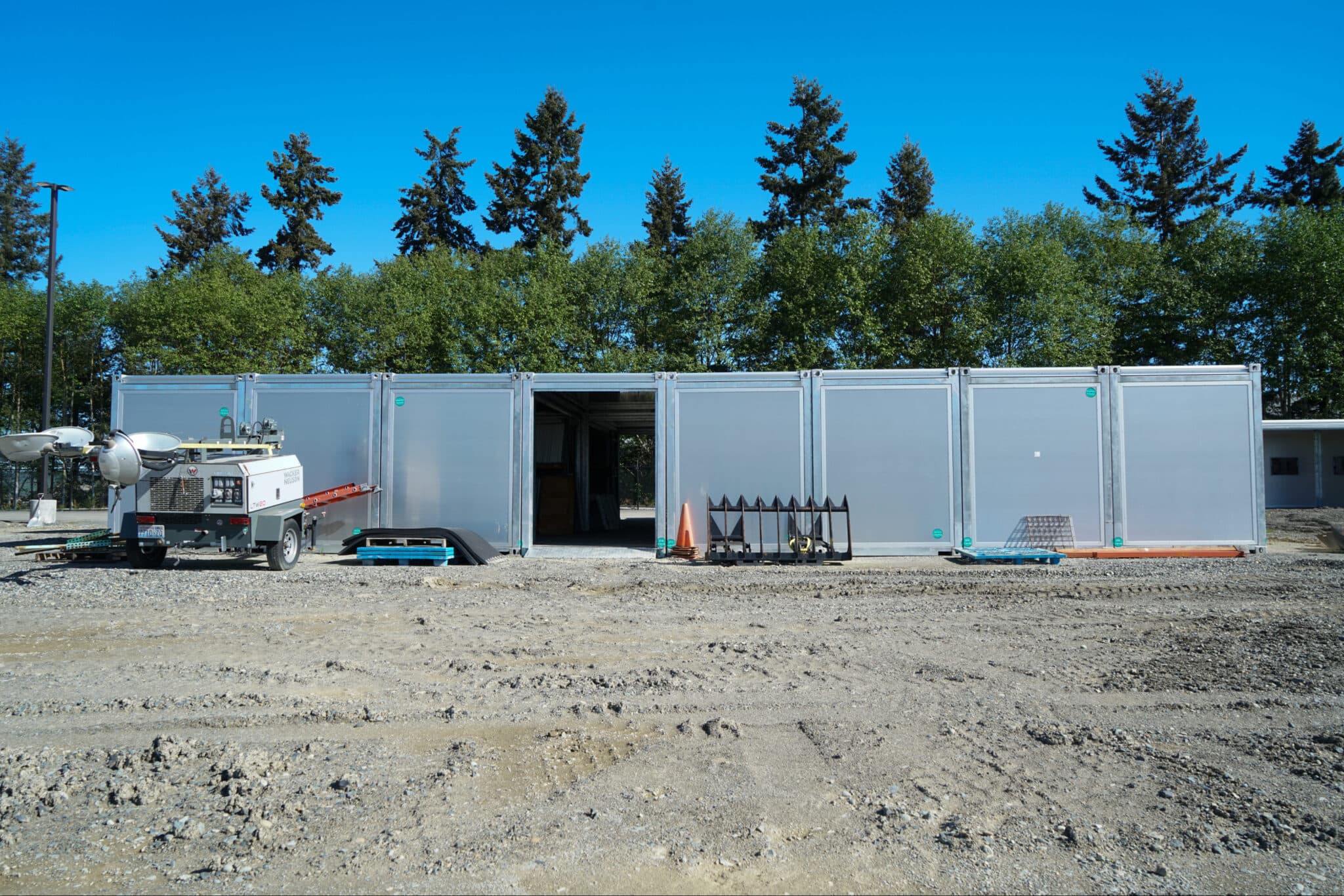 Linked Modulars into Warehouse
