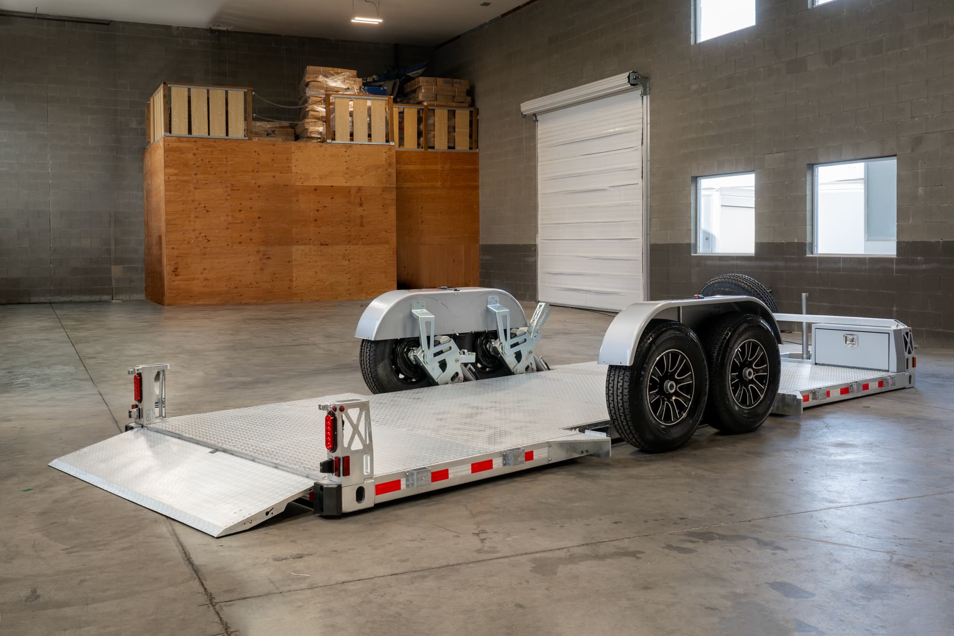 GT19FL Hydraulic Flatbed Trailer