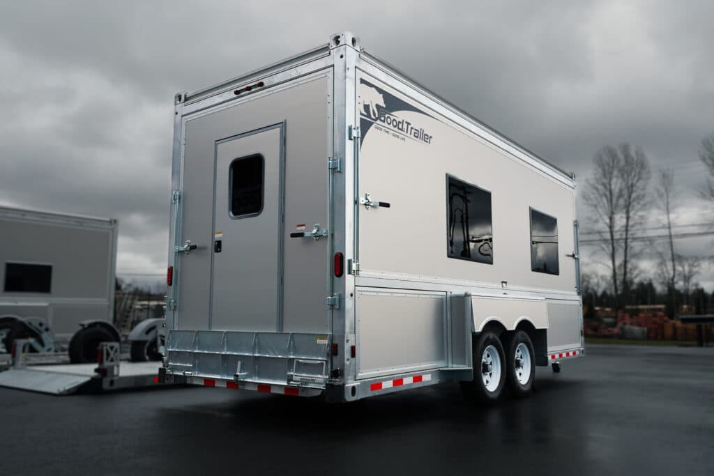 How to Read the Specs on a Trailer