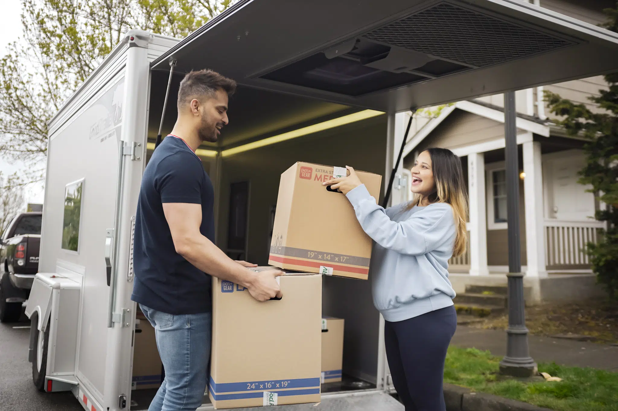 Enclosed Trailer vs. PODS® Portable Storage: Which Fits Your Move?