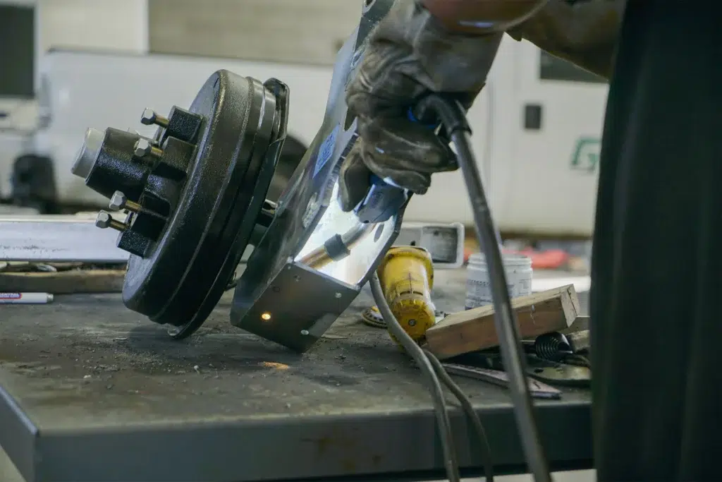 5 Signs Your Trailer Needs Repair