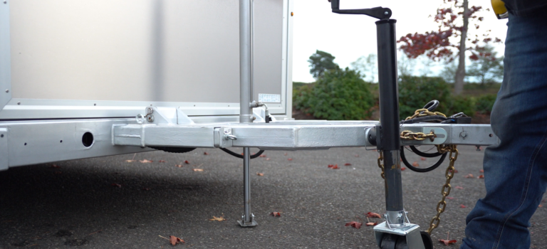 Cranking the piston foot down to the ground.